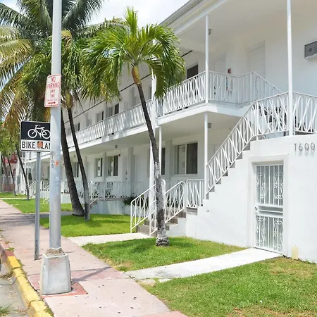 Miami Club Resort